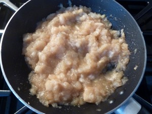 cooked apple sauce