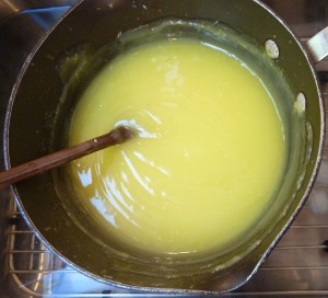 Lemon Trifle - pie filler with lemon