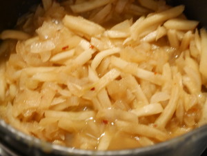 Ginger Apple Chutney - cook covered