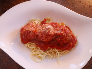 Meatballs in Tomato Sauce and Pasta
